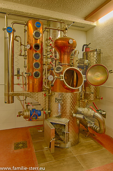 Radlerbauernhof Moser / Präsentationsraumund Destillerie