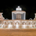 Wittelsbacherbrunnen in München bei Nacht