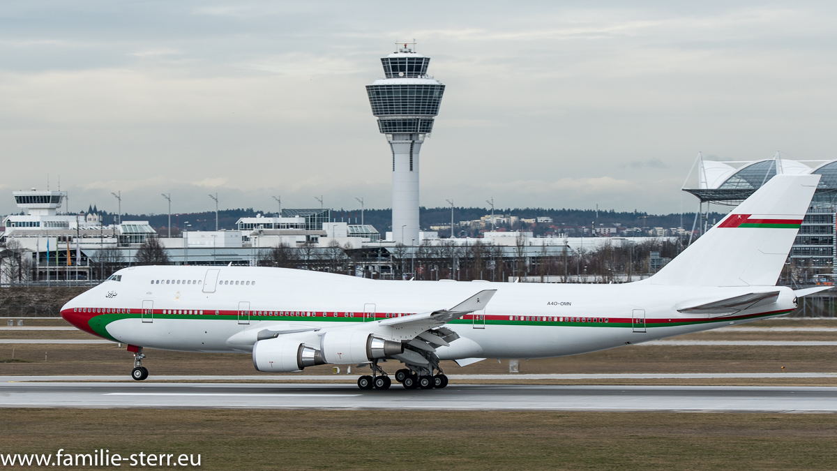 Jumbo des Sultan von Oman bei der Landung am Flughafen München