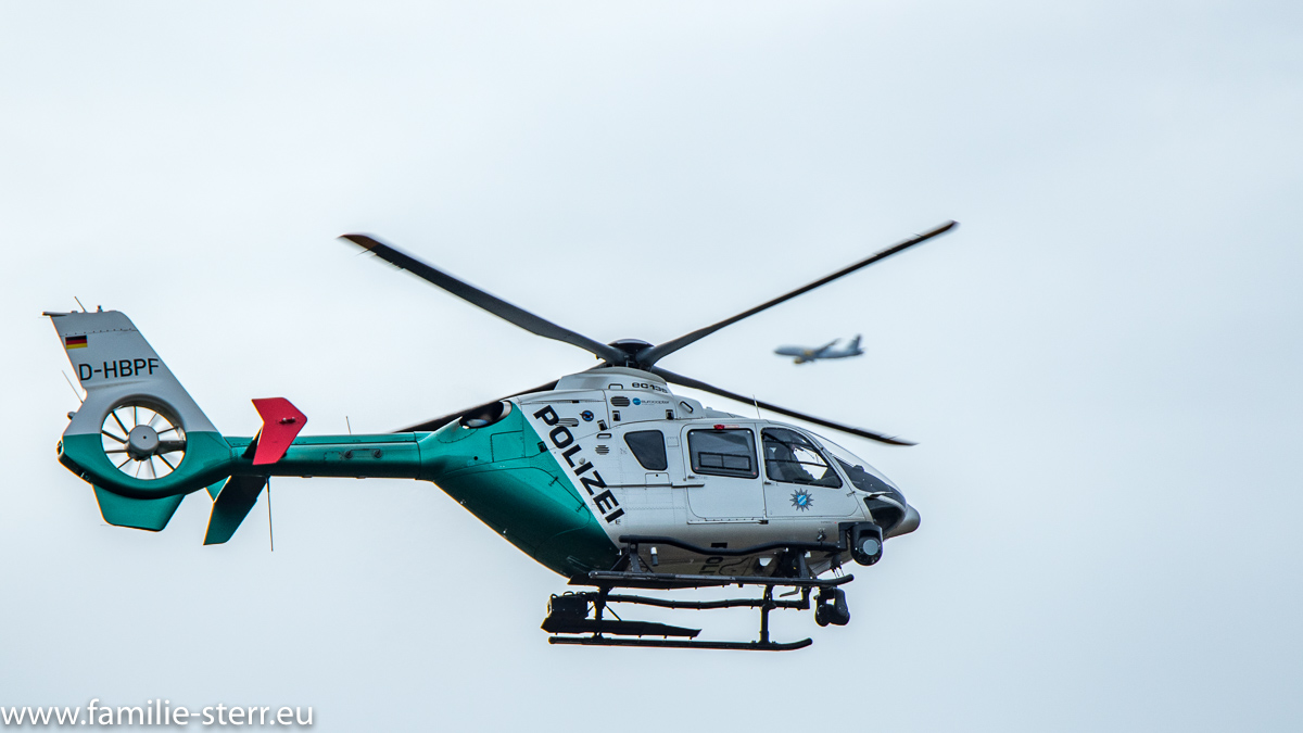 Eurocopter EC 135 der bayerischen Polizei am Flughafen München