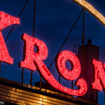 Leuchtschrift am Circus Krone Bau in München