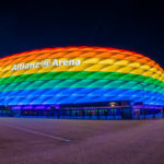 Allianz Arena am Christopher Street Day in Regenbogenfarben