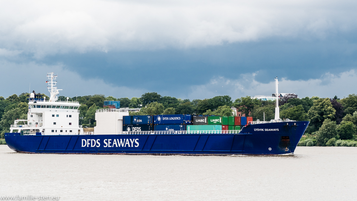 Containerschiff DFDS Lysvik Seaways im Hamburger Hafen