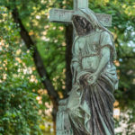 Grabmal am Alten Nordfriedhof in München