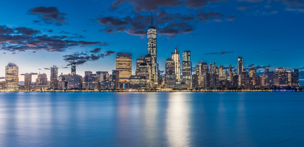 Sonnenaufgang über Downtown Manhatten vom Hyatt Jersey City aus