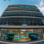 Fassadenfront der Siemens - Firmenzentrale am Oskar-von-Miller-Ring