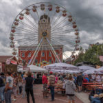 Riesenrad am Schrannenplatz beim Altstadtfest in Erding