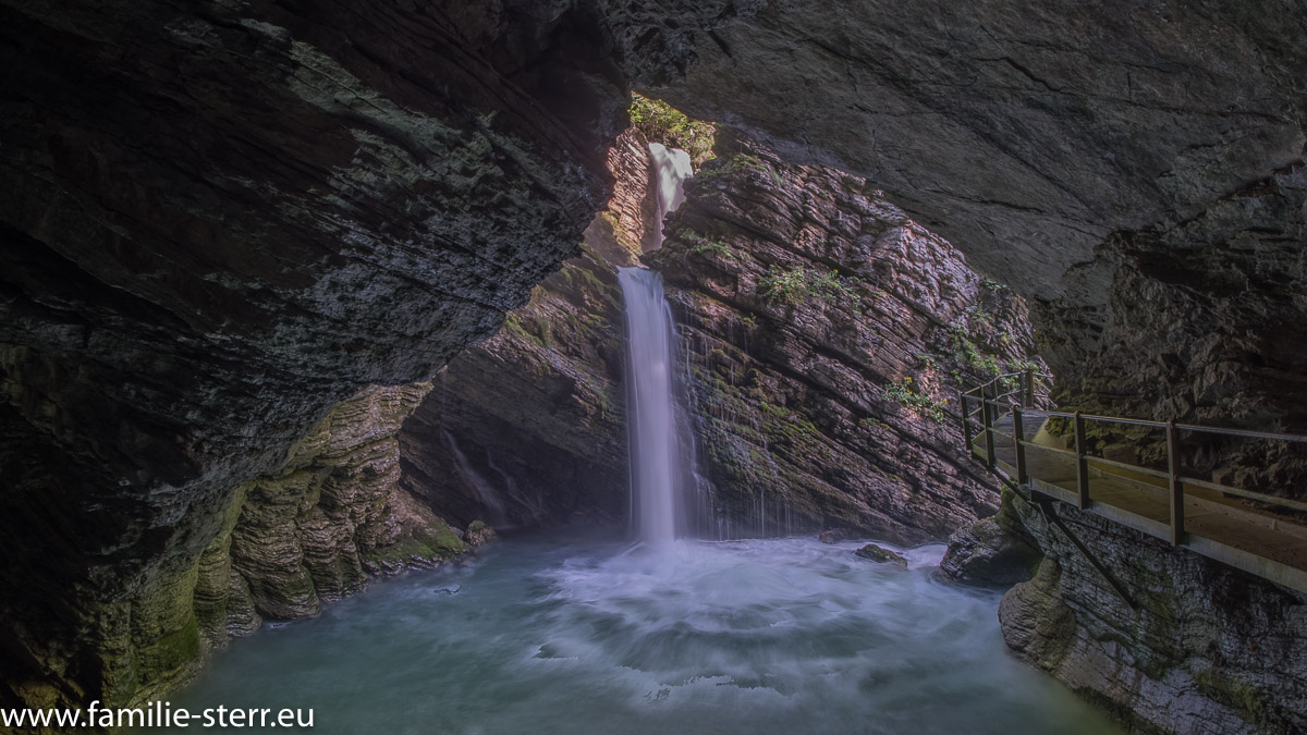 Der obere und untere Wasserfall der Santis-Thur