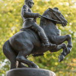 Bismarckstatue auf dem Brunnen am Wesauerplatz in München Pasing