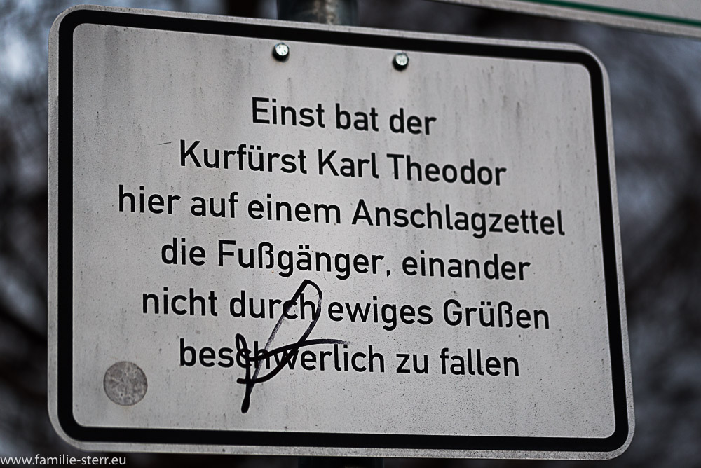 Hinweisschild "Nicht mehr Grüßen" in München am Hofgarten