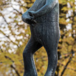 Weiß Ferdl Brunnen am Viktualienmarkt in München