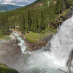 Ausblick von der Riemann - Kanzel auf den unteren Fall der Krimmler Wasserfälle