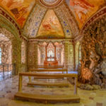 Innenansicht der Grottenkapelle St. Maria Magdalena in der Magdalenenklause