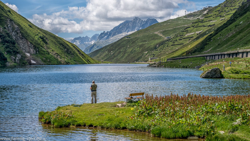 Fischer am Oberalpsee / Kanton Uri