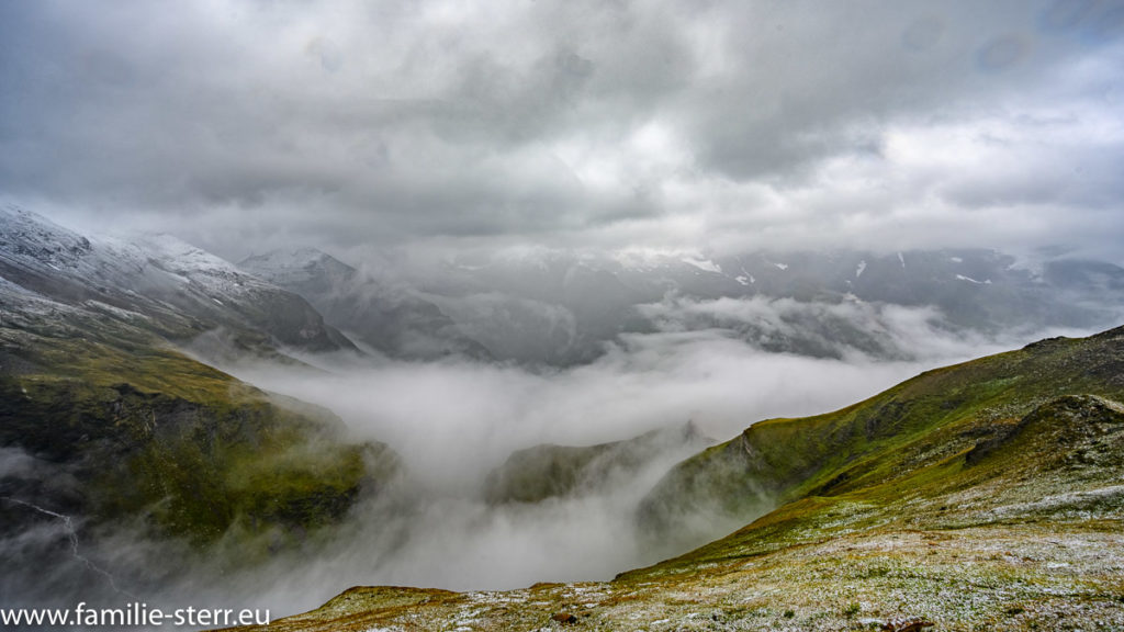 Nebel und Regen an der Großglockner - Hochalpenstraße