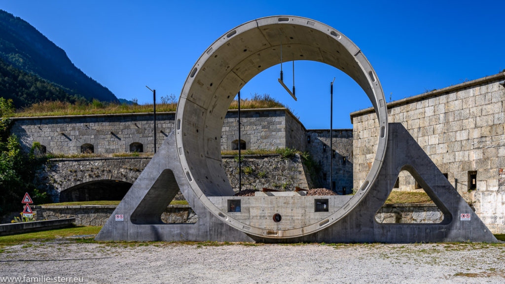 Modell der Tunnelröhre des Brenner - Basistunnels an der Franzensfest