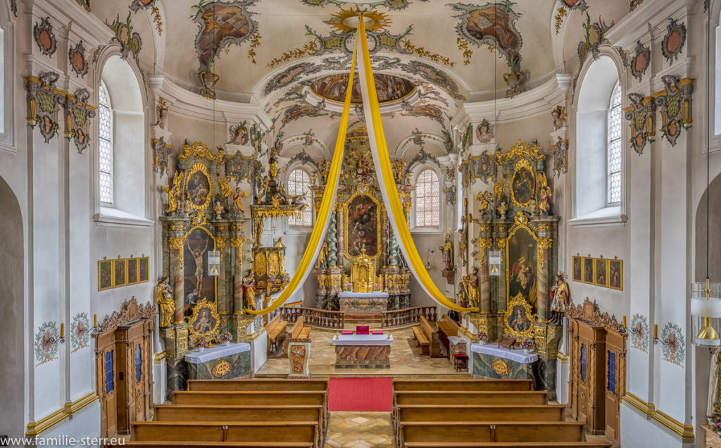 Innenraum der Kirche St. Michael Kallmünz