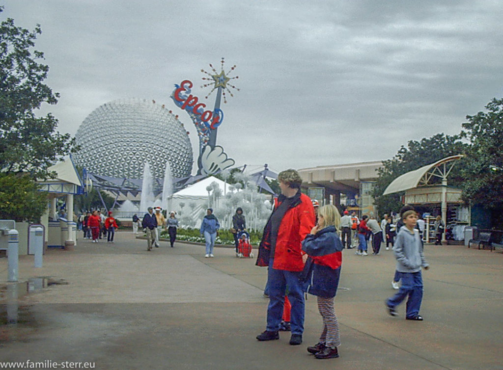 EPCOT Spaceship Earth vor 20 Jahren