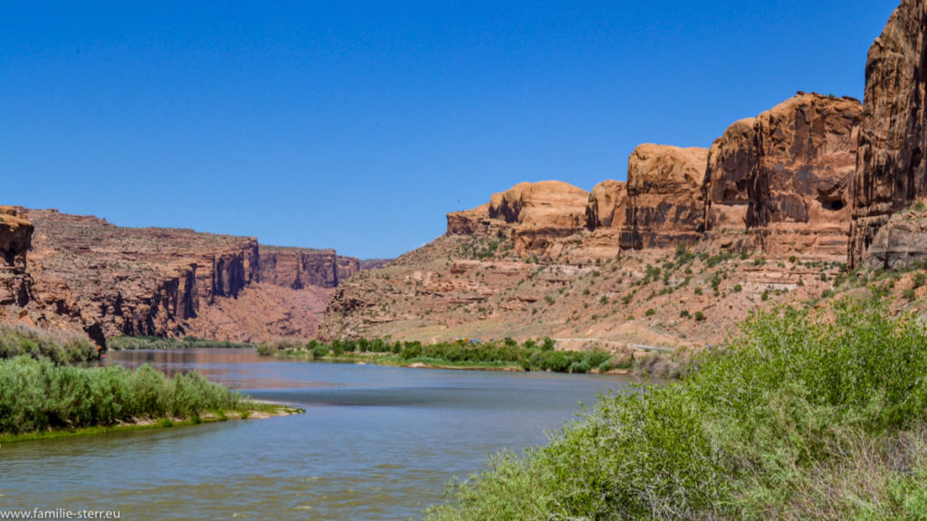 der Colorado River am Südrand des Arches National Park in Utah