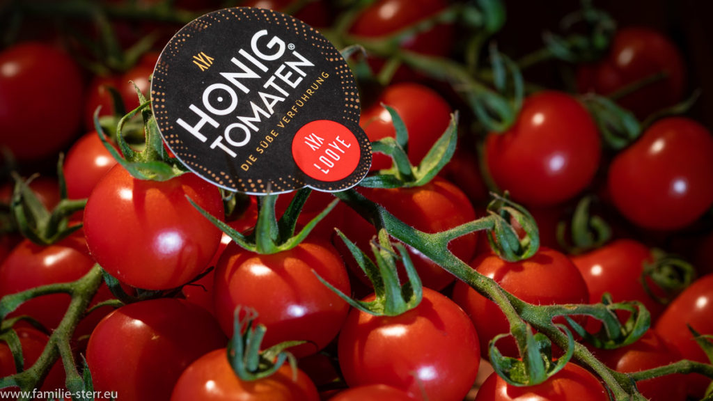 viele kleine, süße Kirschtomaten ( Honig - Tomaten