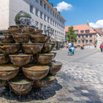 der Schalen - Kaskaden - Brunnen in Nürnberg in der Kaiserstraße