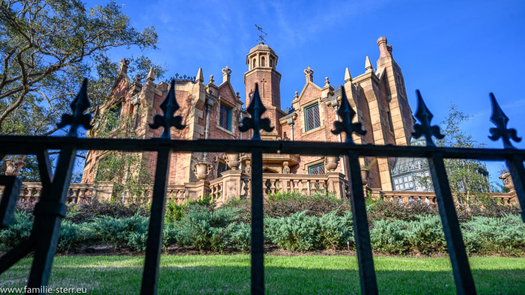 Außensnicht der Haunted Mansion im Magic Kingdom / Disneyworld / Florida