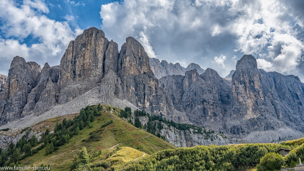 Blick vom Grödner Joch auf den Brunecker Turm