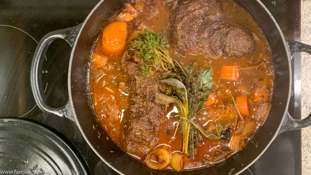 geschmorte Ochsenbäckchen im Le Creuset