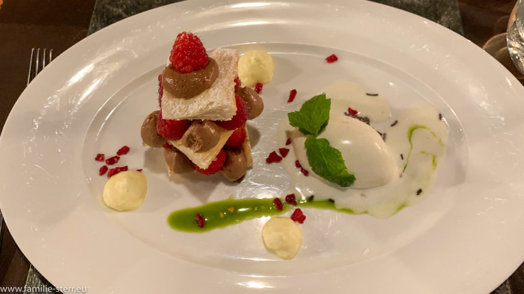 Dessertcreation im Pfösl in Deutschnofen in Südtirol