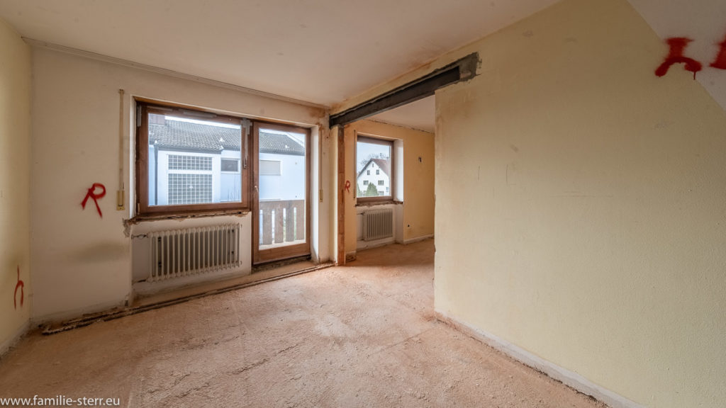 Schlafzimmer - Tür zum neuen Bad