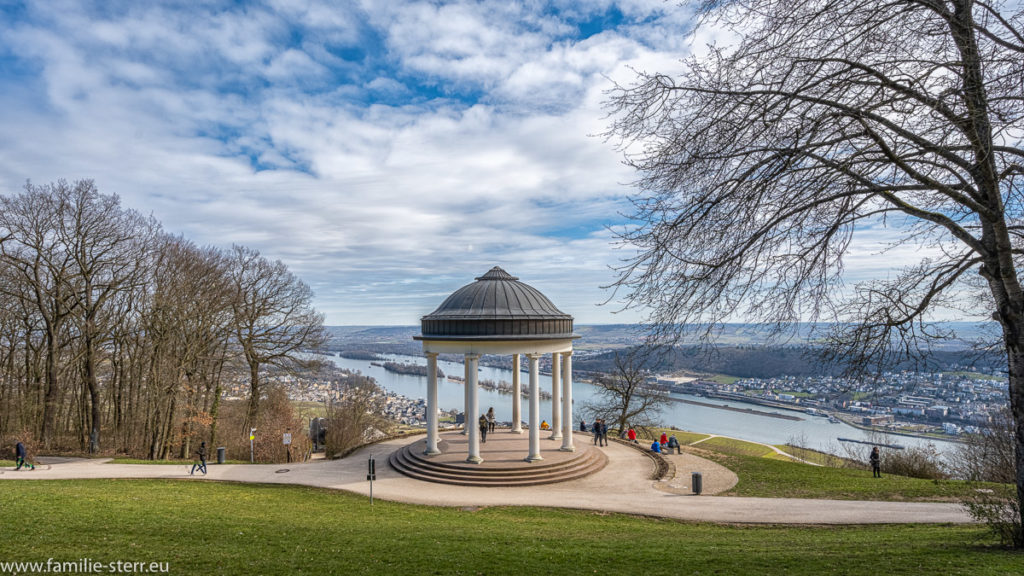 Niederwaldtempel - Monopteros oberhalb des Rheins bei Rüdesheim