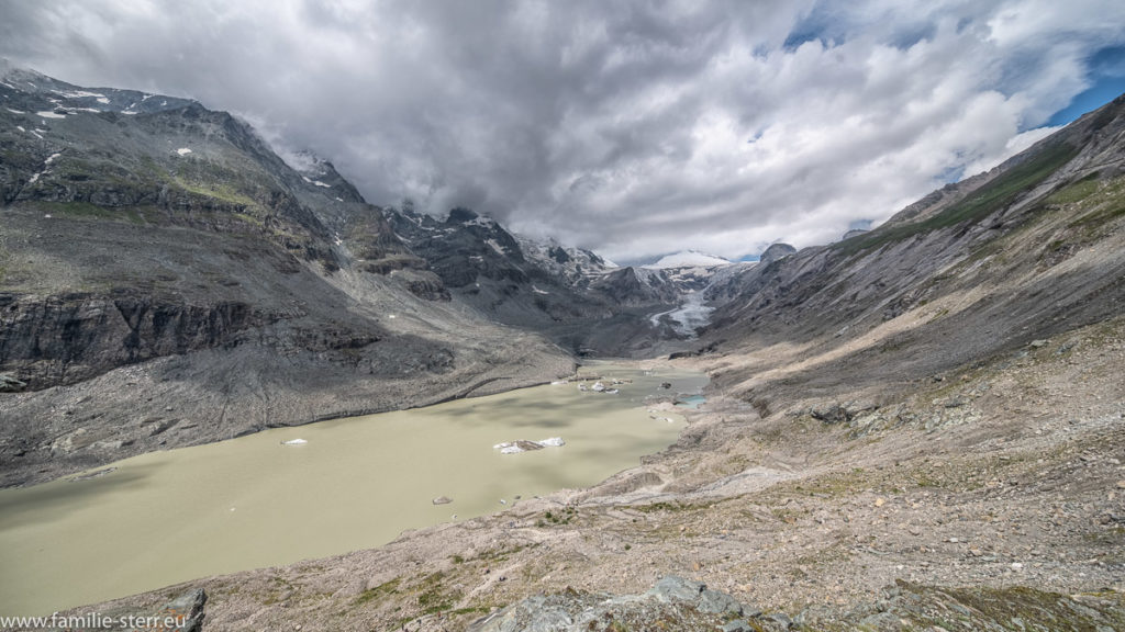 Blick vom Spazierweg auf die Pasterze