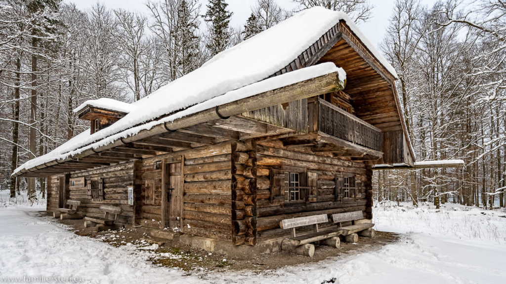 Berghütte bei St. Bartholomä am Königssee im Winter