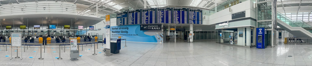 menschenleeres Terminal 2 am Flughafen München