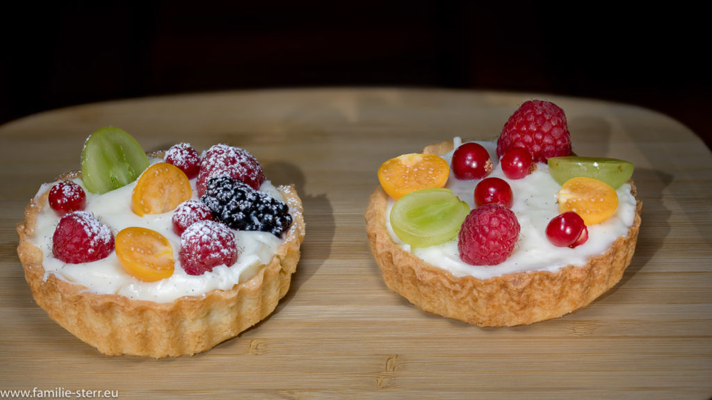 zwei Frucht - Tartelette aus Astrids Patisserie