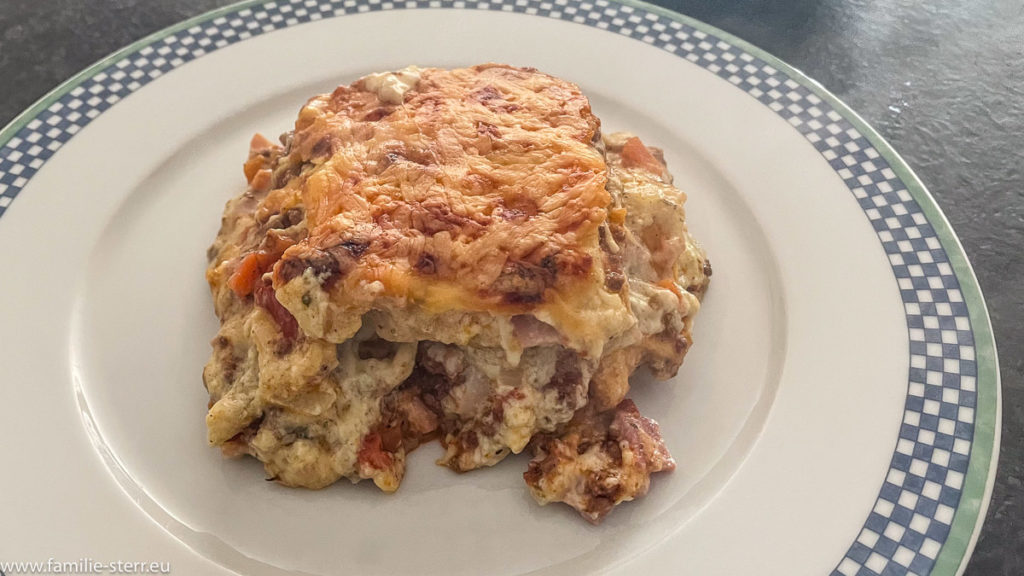 Tellerbild: hausgemachte Lasagne