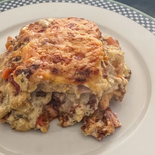 Tellerbild: hausgemachte Lasagne
