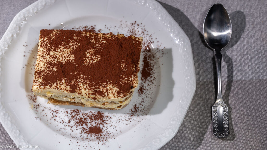 ein Stück Tiramisu aus Astrids Küche mit selbst gemachter Mascarponecreme