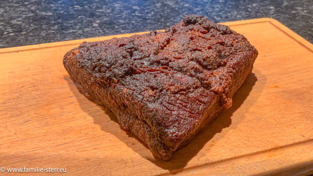 fertig geräucherte und gedämpfte Pastrami aus dem Otto Wilde Grill